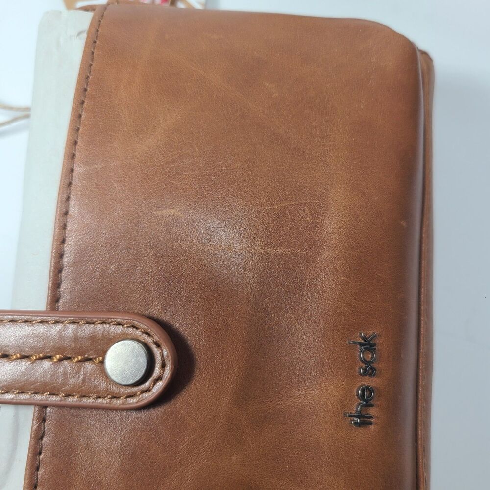 The Sak Iris Smartphone Crossbody Wallet Wristlet Leather Floral Embossed Flower - Picture 9 of 10